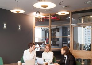 Lee más sobre el artículo Mejora el ahorro energético de tu oficina con luces LED.